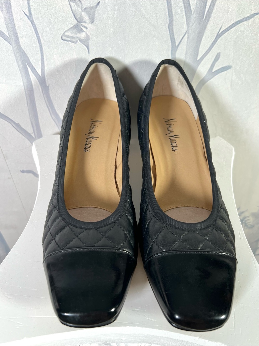 Neiman Marcus Black Quilted Low Heel Pumps - Picture 4 of 8